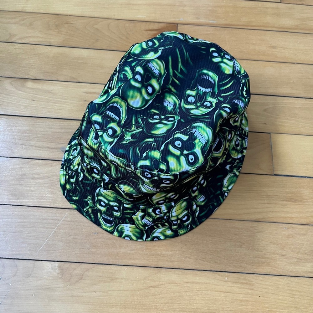 Liquid Blue Skull Pile Bucket Hat Green Black All Over Print 2018 Streetwear